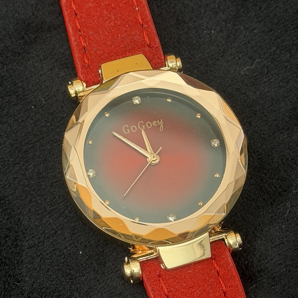 Gogoey Analog Quartz Women Watch Vintage G4413 New Battery Refurbished